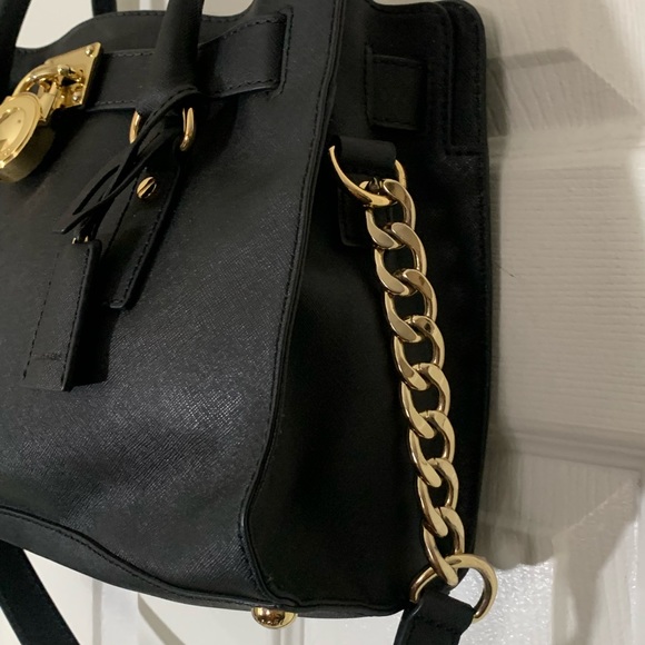 Michael Kors -Black Saffiano Leather Purse with crossbody strap - Picture 4 of 16